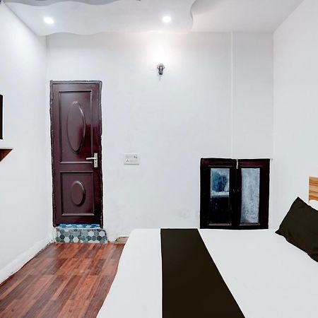 Hotel O Le Empire Stay House 뉴델리 외부 사진